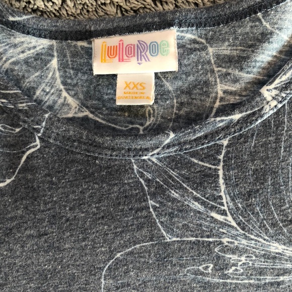 Floral Lularoe Carly - Picture 2 of 3